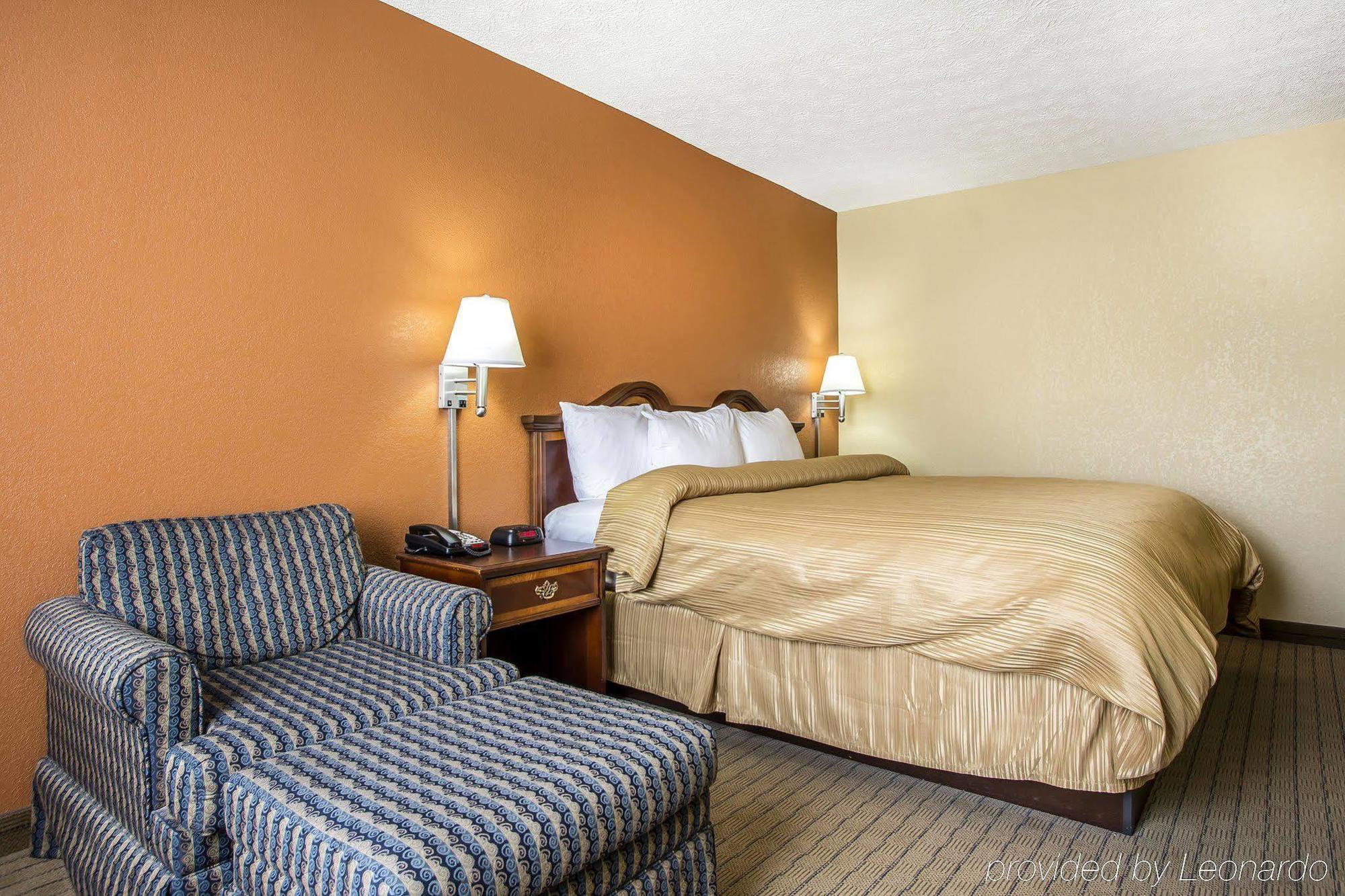 Inn Quality Dayton Airport